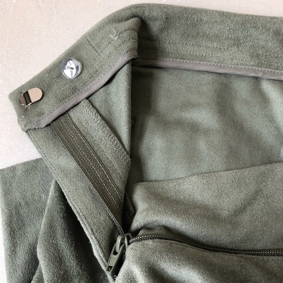 “VINCE CAMUTO” SUEDE LIKE SUMMER SHORTS~BRAND NEW! - Picture 9 of 9